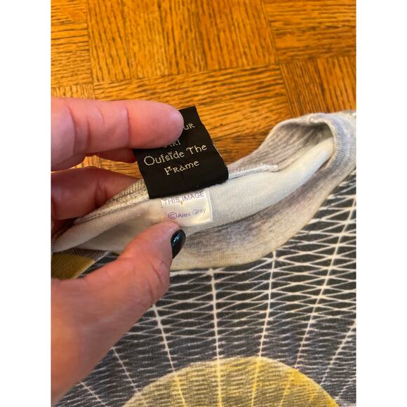 VINTAGE Crystal Tara Alex
Grey Art All Over Print T-shirt Large - Picture 4 of 5